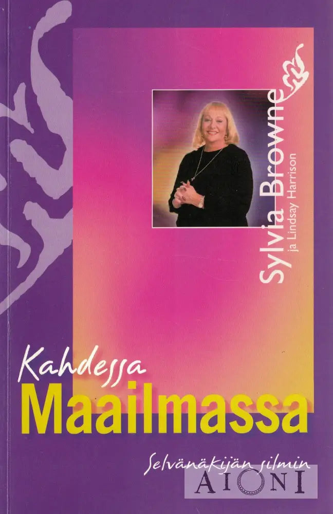 Kahdessa maailmassa Kirjat