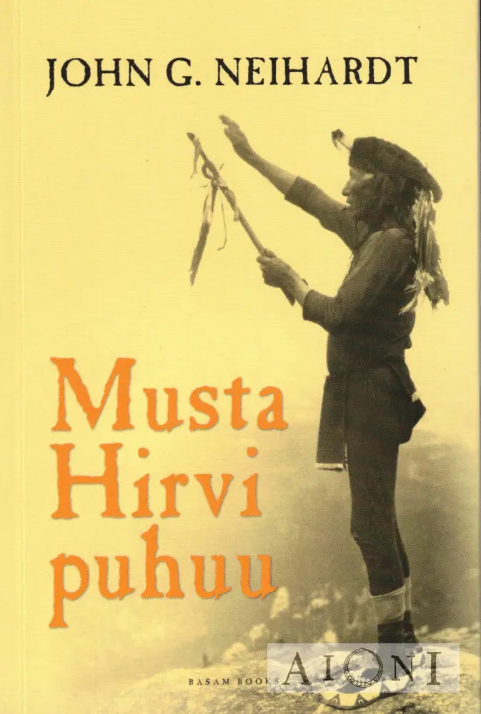Musta Hirvi puhuu Kirjat