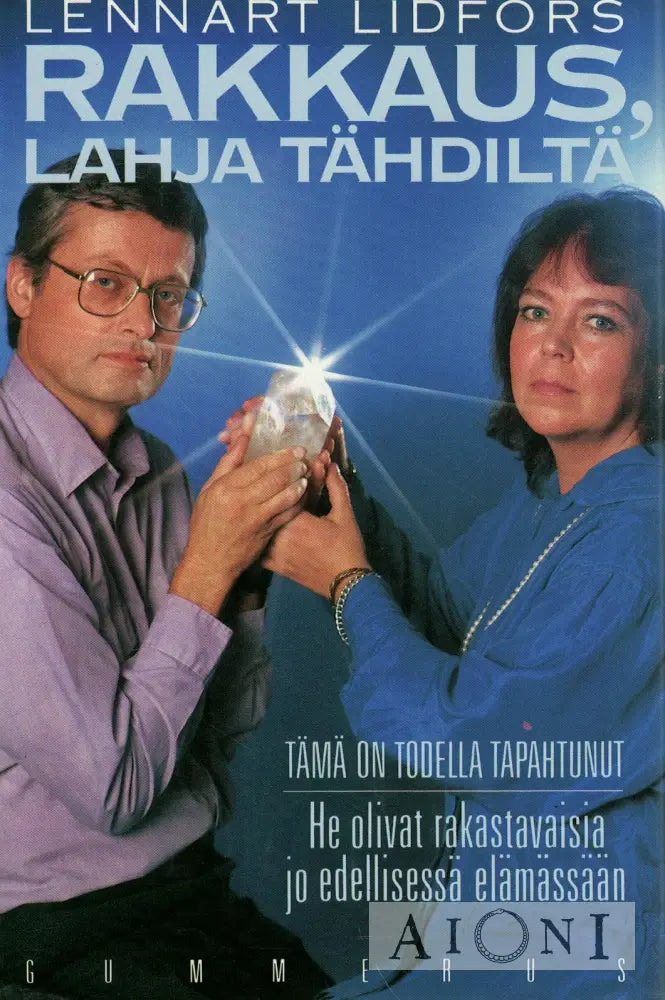 Rakkaus lahja tähdiltä Kirjat