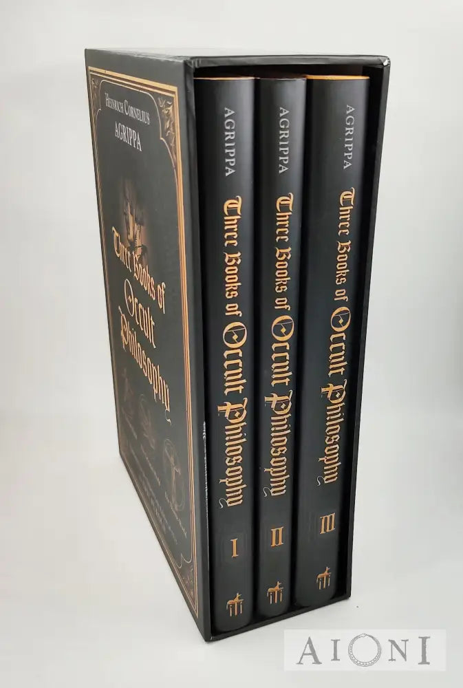 Three Books Of Occult Philosophy Kirjat